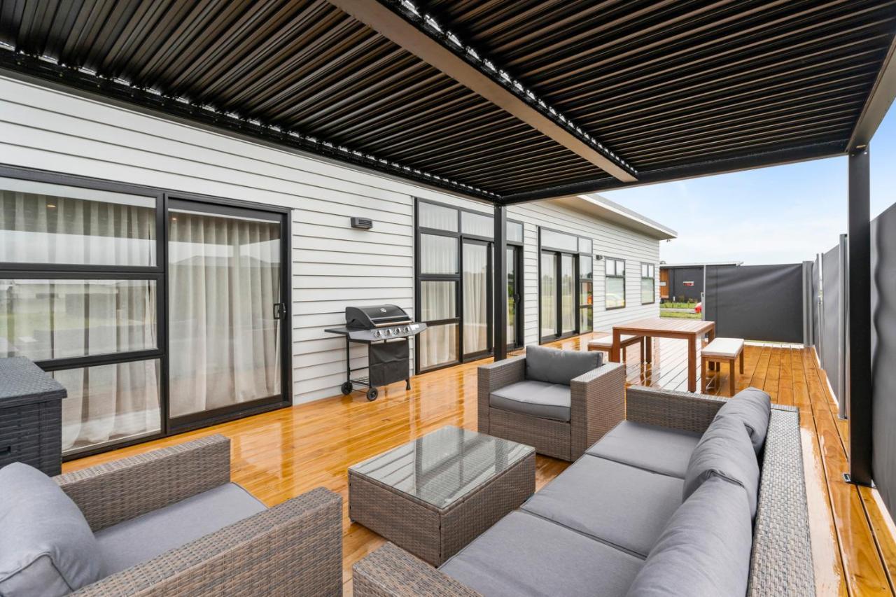 Pride Of Pinot - Martinborough Holiday Home Exterior photo